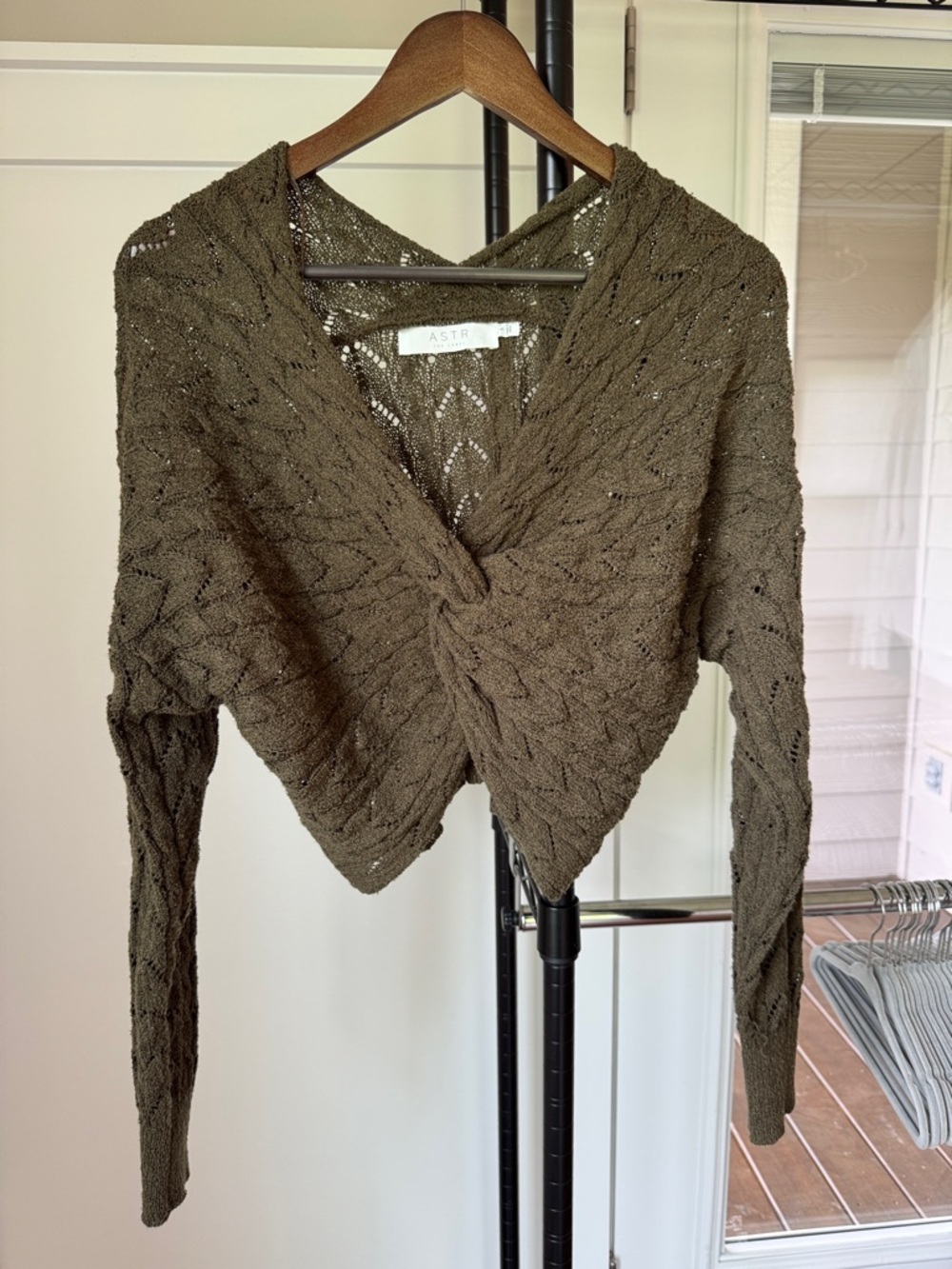 ASTR Olive Cable-Knit Twist-Front Cropped Sweater